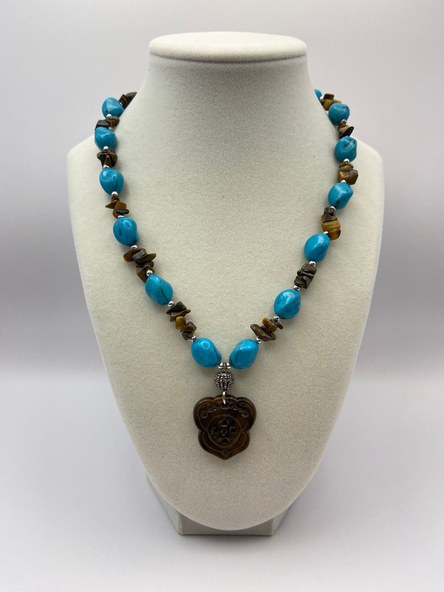 Turquoise beads & Tiger Eye Chips Necklace