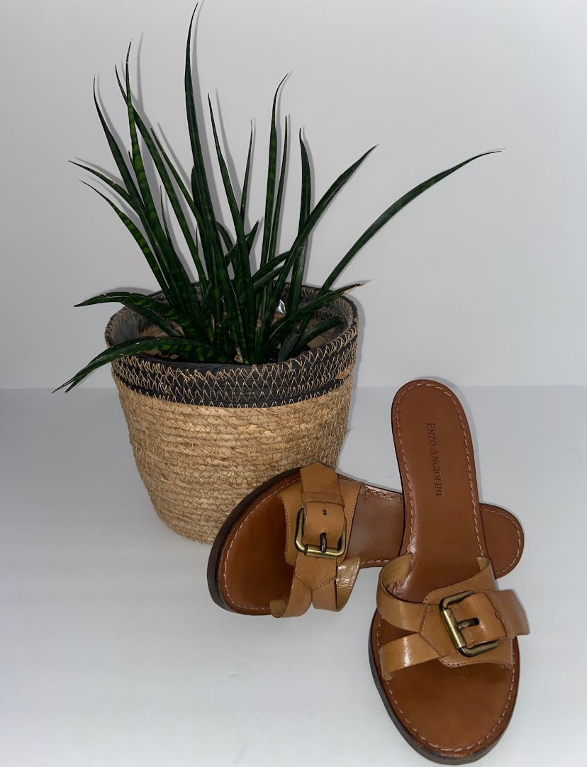 Leather / Wood Heels